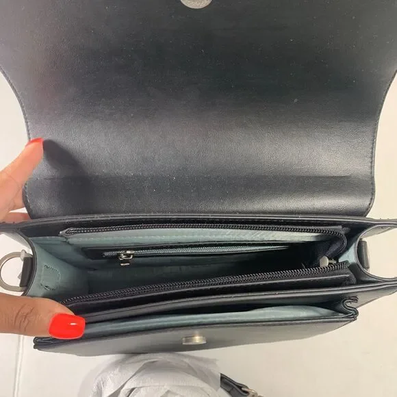 NWT Pixie Mood Zoe Crossbody Bag Black Vegan Leather Purse Spring Causebox 2020 - Picture 9 of 11